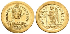 Anastasius. Sólido. 491-518 d.C. Constantinople. (S-5). (Ratto-321). Rev.: VICTORIA AVGGG I / CONOB. Victoria en pie a izquierda con cruz larga, estre...