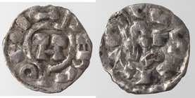 Zecche Italiane. Lucca. Enrico III , IV o V. 1035-1125. Denaro. Ag. D/ H in centro, intorno IMPERATOR. R/ LVCA in centro, intorno ENRICVS. Biaggi 1058...