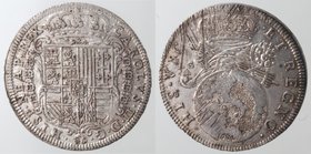 Importante Collezione del Vicereame. I° parte. Napoli. Carlo II. 1674-1700. Tarì 1684. Ag. Magliocca 16. Peso gr. 5,61. Diametro mm. 26. Fondi specula...