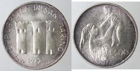 San Marino. 500 Lire 1972 Maternità. Ag. Gig. 230. FDC. Dalla confezione della zecca. Senza confezione della zecca.