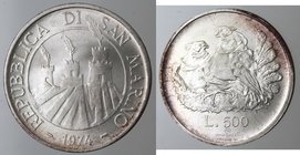 San Marino. 500 lire 1974 Focolare domestico. Ag. FDC. Dalla confezione della zecca.