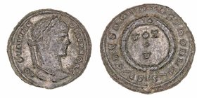 Constantino II
Follis. AE. Siscia. (317-337). R/Corona de laurel, dentro VOT. V, alrededor CAESAR NOSTRORVM, en exergo ESIS. 3.38g. RIC.157. Muy esca...