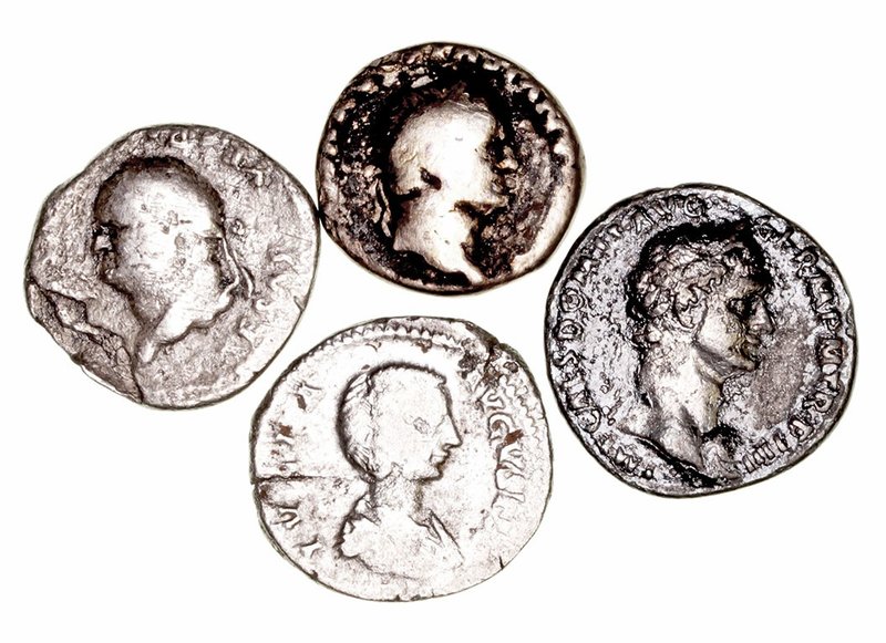 Lotes de Conjunto
Denario. AR. Lote de 4 monedas. Vespasiano (2), Domiciano y J...