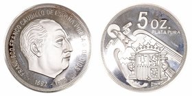 Estado Español
Medalla. AR. Francisco Franco, 1892-1975. 5 onzas de plata pura. 156.14g. 65.00mm. PROOF.