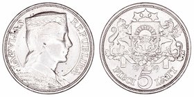 Letonia 
5 Lati. AR. 1929. 24.95g. KM.9. MBC+.
