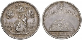 DEUTSCHLAND - GERMANIA 
 FRANKFURT 
 STADT 
 Silbermedaille 1711. Von Chr. von Loh. Auf die Krönung Karls VI. zum römischen Kaiser in Frankfurt. Ge...