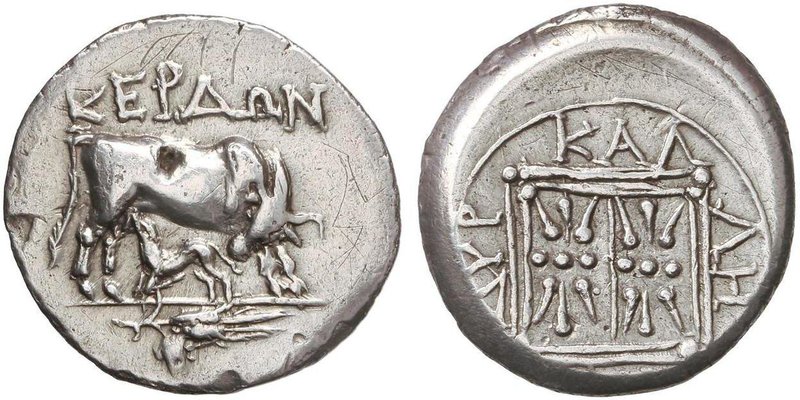 GREEK COINS
Victoriato. 229-100 a.C. DYRRACHIUM. EPIDAMNUS. Anv.: KEP¶. Vaca en...