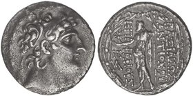 GREEK COINS
Tetradracma. 121-96 a.C. ANTÍOCO VIII. REINO SELÉUCIDA. ANTIOQUÍA. Anv.: Cabeza diademada a derecha. Rev.: Zeus en pie a izquierda con ce...