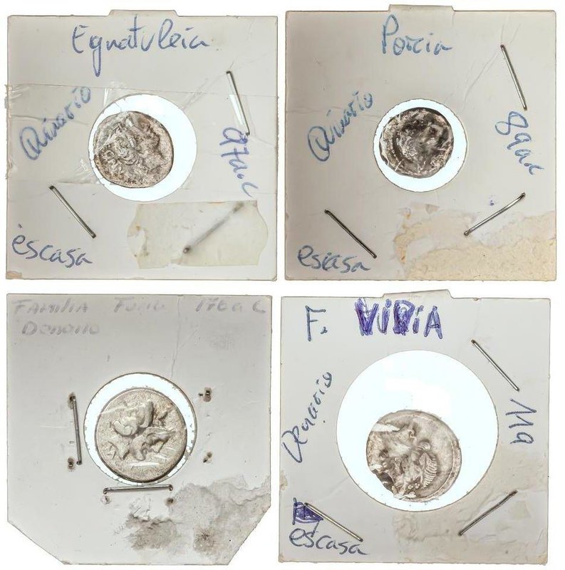 ROMAN COINS: ROMAN REPUBLIC
Lote 15 monedas Denario (11), Quinario (3) y Victor...