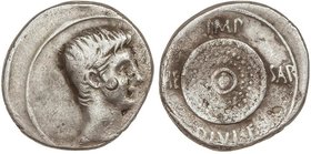 ROMAN COINS: ROMAN EMPIRE
Denario. Acuñada el 27 a.C. AUGUSTO. Anv.: Cabeza descubierta de Augusto a derecha. Rev.: Escudo redondo, encima IMP. debaj...