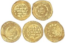 ISLAMIC WORLD: AYYUBIDS
Lote 5 monedas Dinar. AL-´AZIZ UTHMÁN (3) y ABU BAKR (2). AL-ISKANDARIYA (4) y AL-QAHIRA. AU. MBC- a MBC+.