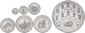 PESETA SYSTEM: V CENTENARIO
Serie 7 monedas 100, 200, 500, 1.000, 2.000, 5.000 y 10.000 Pesetas. 1992. AR. Serie IV completa en plata. Canto estriado...