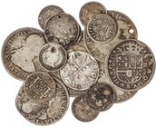 LOTS AND COLLECTIONS
 Lote 17 monedas . FELIPE V a ISABEL II. Incluye: 1/2 Real de Sevilla de Felipe V, Croat y 2 Reales de Carlos III Pretendiente, ...
