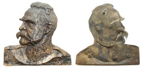 Medals and plaques
POLSKA/ POLAND/ POLEN / POLOGNE / POLSKO

Józef Piłsudski - Plaque konturowa - Feliks Robakowski - 33,5 cm 
Plakieta konturowa ...