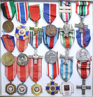 Decorations, Orders, Badges
POLSKA / POLAND / POLEN

Poland. Medals and decorations - group 18 pieces 
Zestaw 18 odznaczeń przedstawionych na foto...