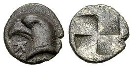 Kyme AR Hemiobol, c. 480-450 BC 

Aeolis, Kyme. AR Hemiobol (8 mm, 0.45 g), c. 480-450 BC.
Obv. Head of eagle left, KY below.
Rev. Quadripartite i...