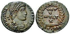Iovianus AE Nummus, Sirmium 

Iovianus (363-364 AD). AE Nummus (18-19 mm, 2.73 g), Sirmium.
Obv. D N IOVIANVS P F AVG, Pearl-diademed, draped and c...