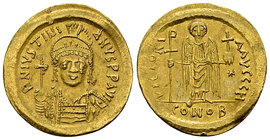 Iustinianus I AV Solidus, Constantinople 

Iustinianus I (527-565 AD). AV Solidus (20-21 mm, 4.47 g), Constantinople, c. 538-545.
Obv. D N IVSTINIA...