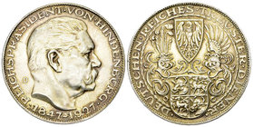 Deutschland, AR Medaille auf Hindenburg 

Weimarer Republik. AR Medaille 1927 (24.82), auf den 80. Geburtstag des Reichspräsidenten Paul von Hindenb...