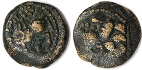 Keltische Münzen, Kleinbronze ND. Aes. 2.55 g. 15.3 mm. Castelin, S.90 № 873. Schön-sehr schön