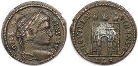 Römische Münzen, MÜNZEN DER RÖMISCHEN KAISERZEIT. Constantinus I. (306-337 n. Chr). Follis (Lugdunum) 324-325/6 n. Chr, Vs: CONSTANTINVS AVG Rs: Lager...