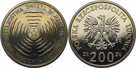 Europäische Münzen und Medaillen, Polen / Poland. Fußball-WM Italien. 200 Zlotych 1988, Probe. Kupfer-Nickel. KM Pr576. Polierte Platte