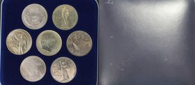 Russische Münzen und Medaillen, Lots und Sammlungen Russische Münzen und Medaillen. UdSSR und Russland. 7 x Rubel. Lot von 6 Münzen, Kupfer-Nickel. Bi...