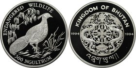 Weltmünzen und Medaillen, Bhutan. Bedrohte Tierwelt - Schwarzfasan. 300 Ngultrums 1994, Silber. 0.94 OZ. KM 88. Polierte Platte