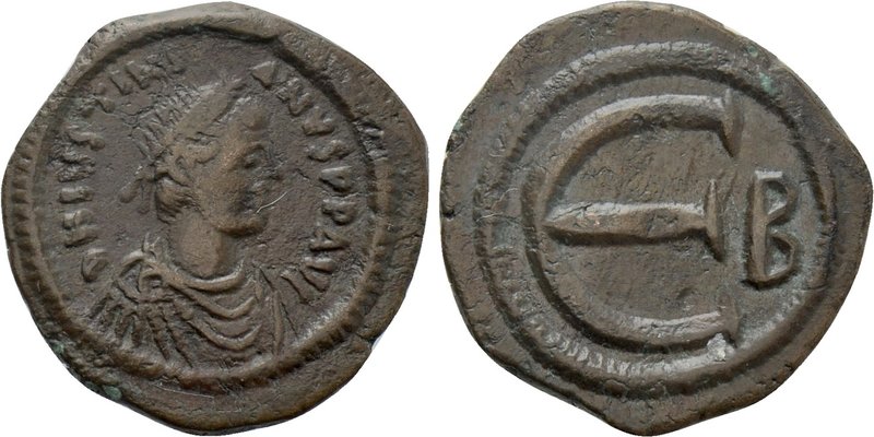 JUSTINIAN I (527-565). Pentanummium. Constantinople. 

Obv: D N IVSTINIANVS P ...