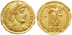 Magnus Maximus. Gold Solidus (4.48 g), AD 383-388. Treveri. D N MAG MA-XIMVS P F AVG, diademed, draped and cuirassed bust of Magnus Maximus right. Rev...