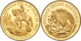Centennial of the Battle of Cinco de Mayo. Gold Medal (50 Pesos), 1962 (41.60g). Mint issue. Equestrian statue of General Ignacio Zaragoza to the left...