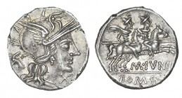 JUNIA. Denario. M.Junius Silanus. Roma (taller aux.). CD-860, SI-8. 3,63 g. Bonito color. EBC