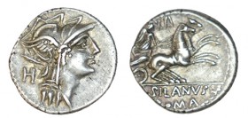 JUNIA. Denario. D.Junius Silanus L.f. Roma. Letra H detrás de la cabeza de Roma en anv. Numeral XXI en rev. CD-871, SI-16a. 3,85 g. EBC-