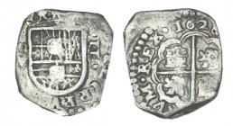 2 REALES. Madrid. 1628-V. MD/V a izq. del escudo y valor II tumbado a dcha. XC-843. 5,90 g. Pieza tipo. RARA. MBC-