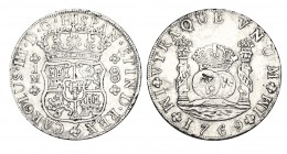 8 REALES. Lima. 1769-JM. XC-845. 2 coronas reales. Resello chino sobre uno de los mundos. 26,82 g. EBC-