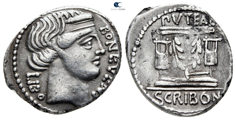 L. Scribonius Libo 62 BC. Rome
Denarius AR

20 mm., 3,75 g.

Diademed head ...