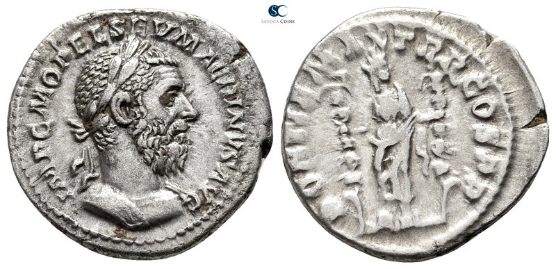 Macrinus AD 217-218. Rome
Denarius AR

20 mm., 3,30 g.

IMP C M OPEL SEV MA...