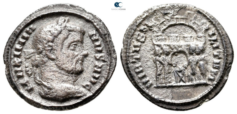 Maximianus Herculius AD 286-305. Treveri
Argenteus AR

18 mm., 3,22 g.

MAX...