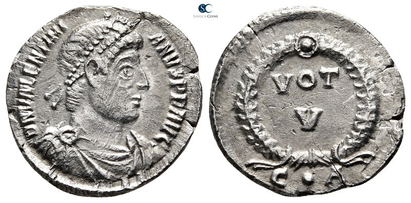 Valentinian I AD 364-375. Constantinople
Siliqua AR

18 mm., 2,14 g.

D N V...