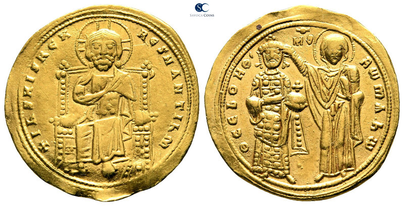 Romanus III Argyrus AD 1028-1034. Constantinople
Histamenon Nomisma AV

23 mm...