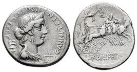 Annius. Denario. 82-81 a.C. Hispania. (Ffc-138). (Craw-366/1a). (Cal-116). Anv.: Busto diademado de Anna Perenna a derecha, delante balanzas, detrás c...