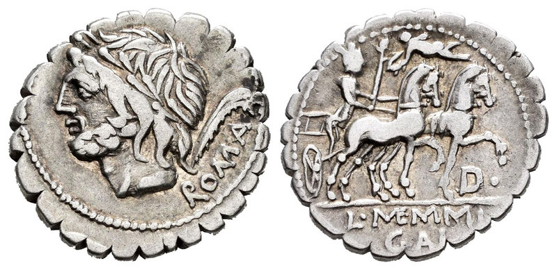 Memmius. Denario. 106 a.C. Rome. (Ffc-908). (Cal-982). Anv.: Cabeza laureada de ...