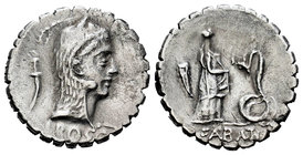 Roscius. Denario. 64 a.C. Central Italy. (Ffc-1090). (Craw-412/1). (Cal-1231). Anv.: Cabeza de Juno Sospita tocado con piel de cabra a derecha, detrás...