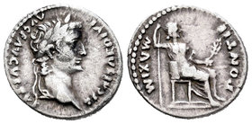 Tiberius. Denario. 18-35 d.C. Lugdunum. (Spink-1763). (Ric-26). (Seaby-16a). Anv.: TI CAESAR DIVI AVG F AVGVSTVS. Cabeza laureada a derecha. Rev.: PON...