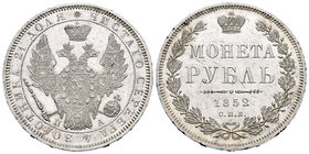 Russia. Nicholas I. 1 rublo. 1852. Saint Petesburg. (Km-C168.1). (Dav-283). Ag. 20,78 g. Golpecitos en el canto. Brillo original. Muy escasa. XF. Est....