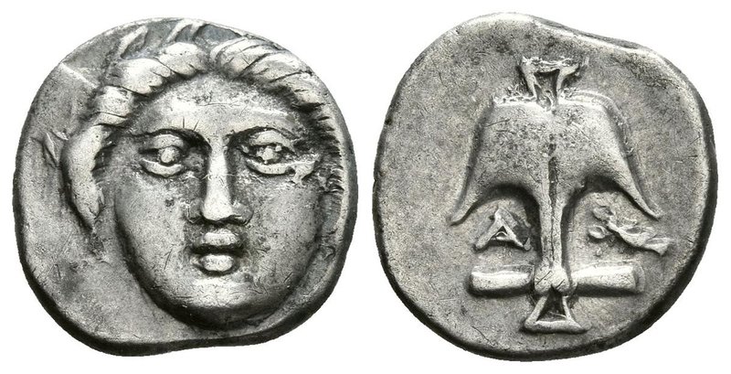 APOLLONIA PONTIKA, Thracia. Dióbolo. Finales del siglo V-IV a.C. A/ Apolo. R/ An...