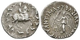 BAKTRIA. Antimachos II Nikephoros. Dracma. 160-155 a.C. Indo-Grecia. A/ Antimachos sobre caballo cabalgando a derecha y alrededor leyenda Karosthi. R/...