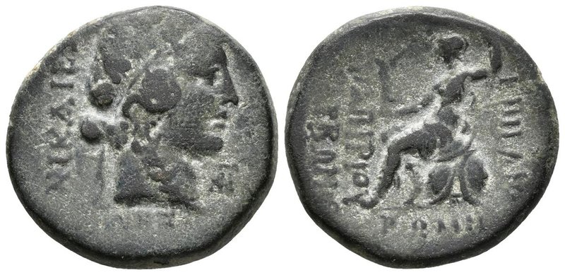 BITHYNIA. Nikaia. Ae22. C. Papirius Carbo. 62-59 a.C. A/ Cabeza de Dionisos a de...
