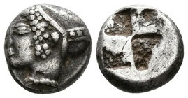 IONIA. Phokaia. Dióbolo. 510-494 a.C. A/ Busto de Athena a izquierda. R/ Cuatripartito incuso. Klein 452; SNG Copenhagen (Uncertain Coins) 34. Ar. 1,2...