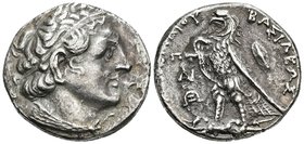 PTOLOMEO II Philadelphos. Tetradracma. 285-260 a.C. Alejandría. A/ Cabeza diademada de Ptolomeo I a derecha, vistiendo aegis. R/ Aguila con alas plega...